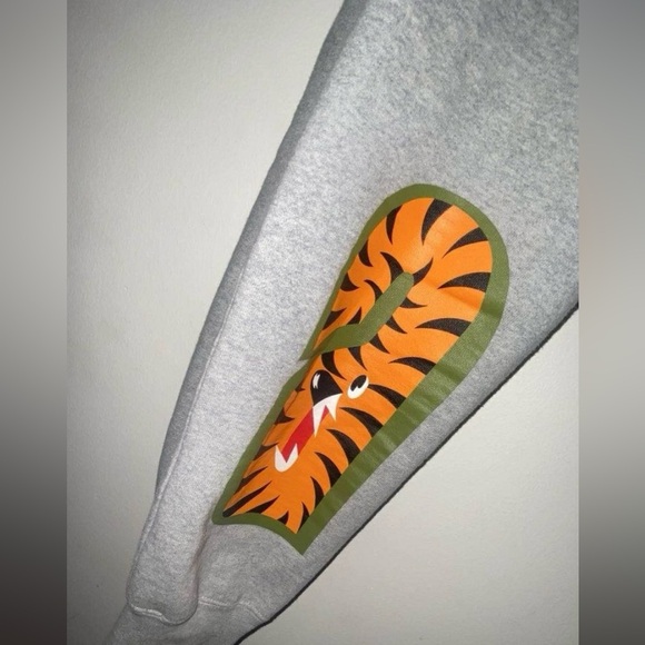 Grey Bape Shark Sweatpants - Picture 5 of 6